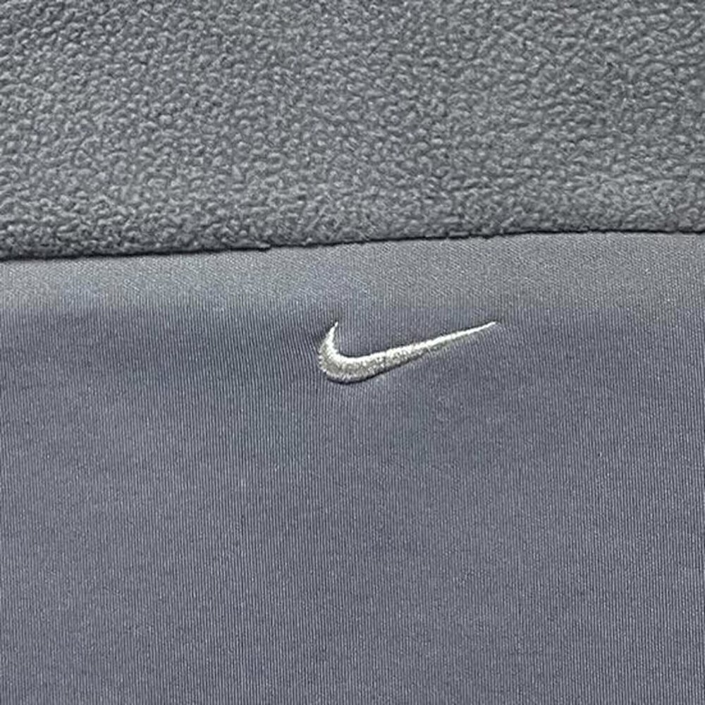 Women’s Nike Crewneck Fleece Sweatshirt - Picture 3 of 4